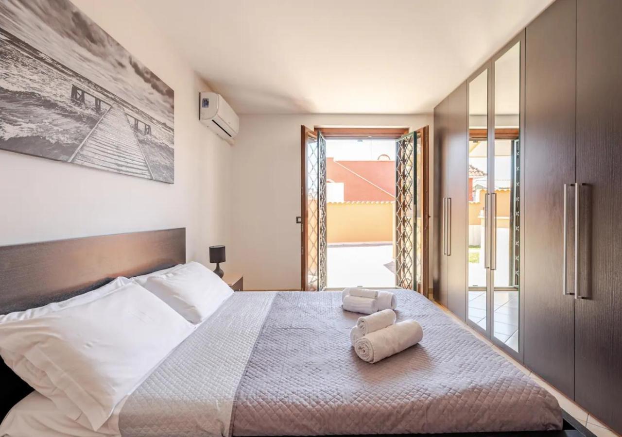 Garden Villa - Free Parking, Wi-Fi E Netflix Fiumicino Eksteriør billede