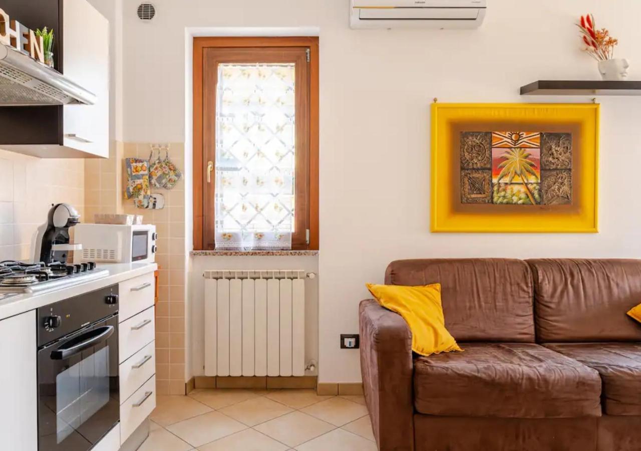 Garden Villa - Free Parking, Wi-Fi E Netflix Fiumicino Eksteriør billede