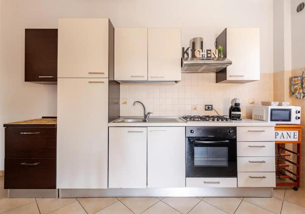 Garden Villa - Free Parking, Wi-Fi E Netflix Fiumicino Eksteriør billede